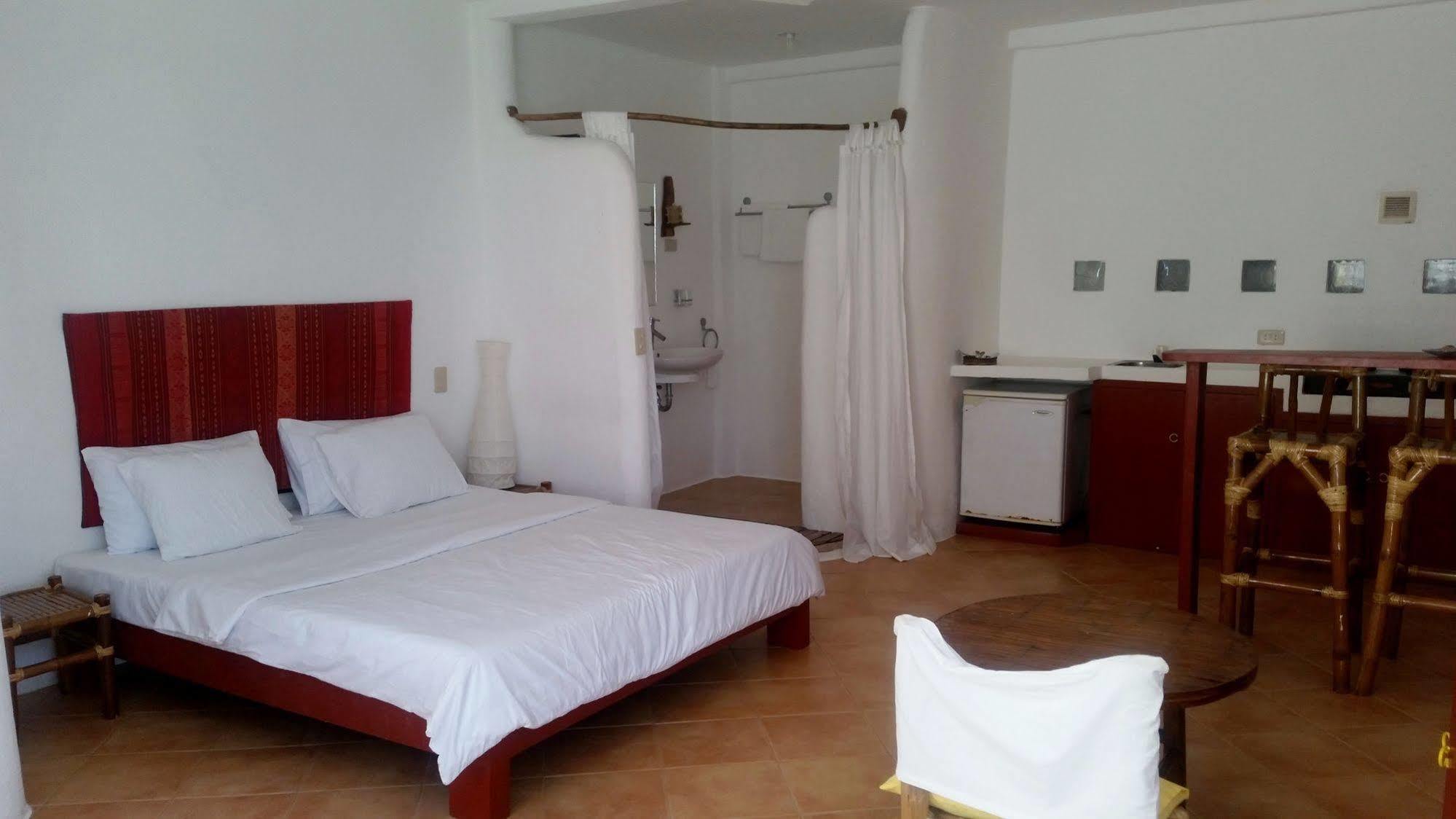 Artista Beach Villa Balabag  Ngoại thất bức ảnh